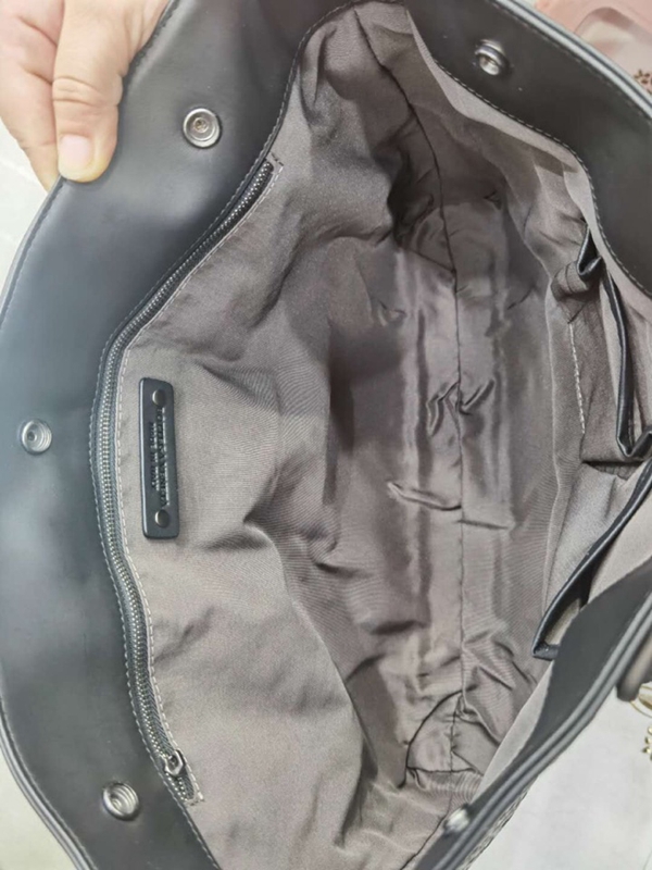 ボッテガヴェネタバッグ全体デザイン